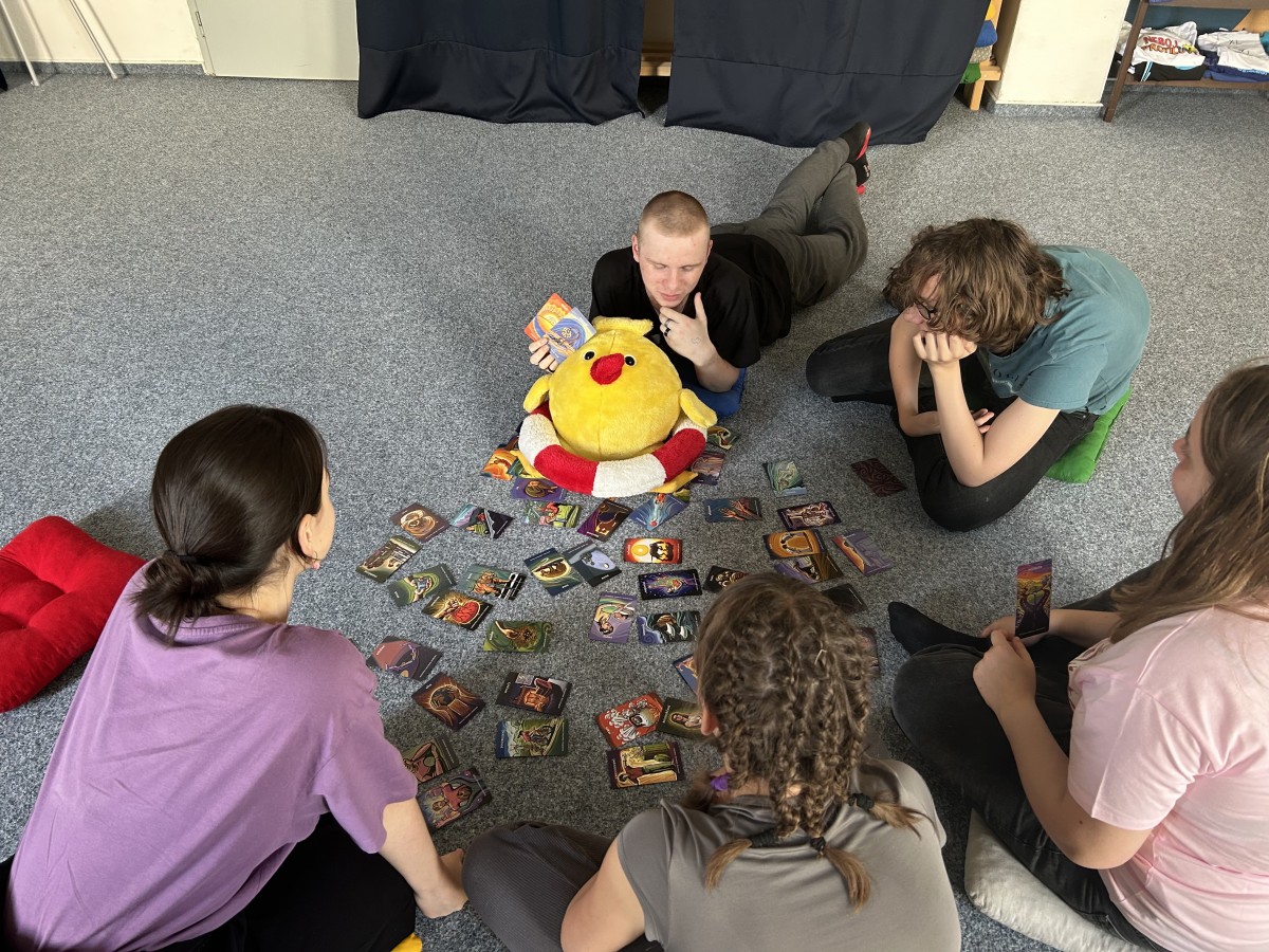 Úspěšně jsme završili naši práci na projektu Jsme v tom spolu s podporou NROS z prostředků Pomozte dětem