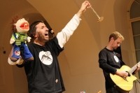 Fotky z benefice pro Dramacentrum!